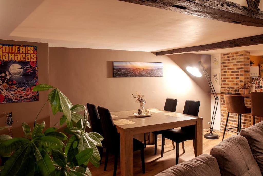 לאון Duplex Atypique Dans La Cite Medievale מראה חיצוני תמונה