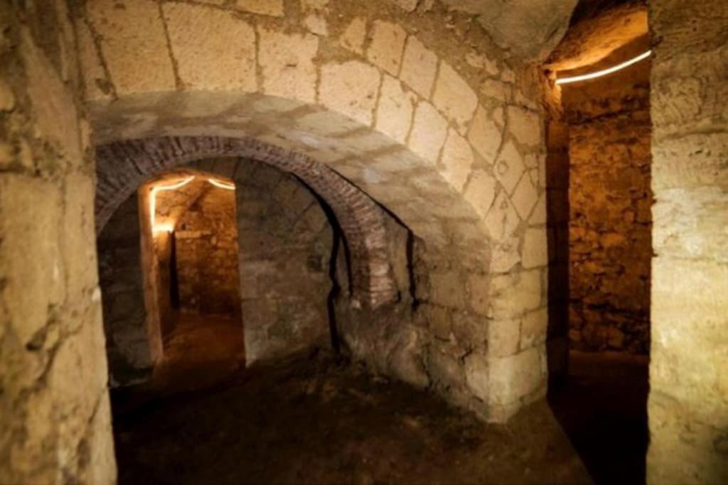 לאון Duplex Atypique Dans La Cite Medievale מראה חיצוני תמונה